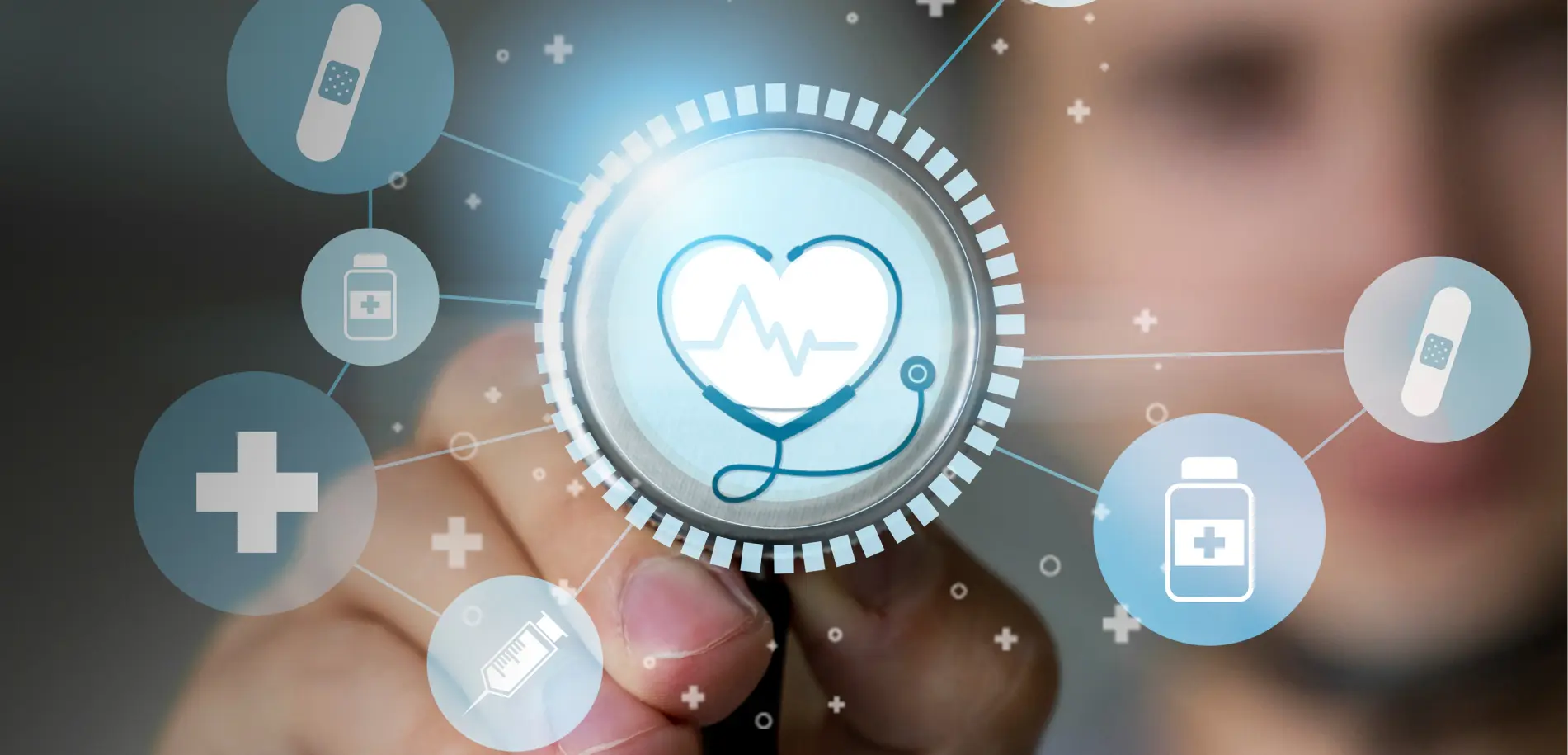 homem-apontando-com-lapis-os-conteudos-telemedicina