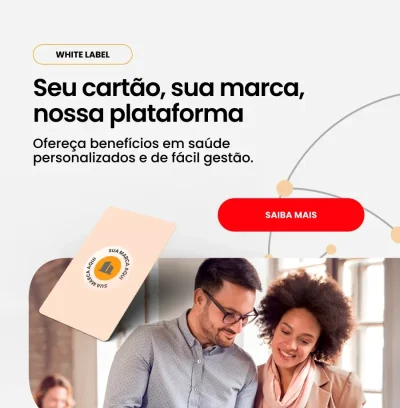 Banner com duas pessoas e um cartão e com o texto "seu cartão, sua marca, nossa plataforma"
